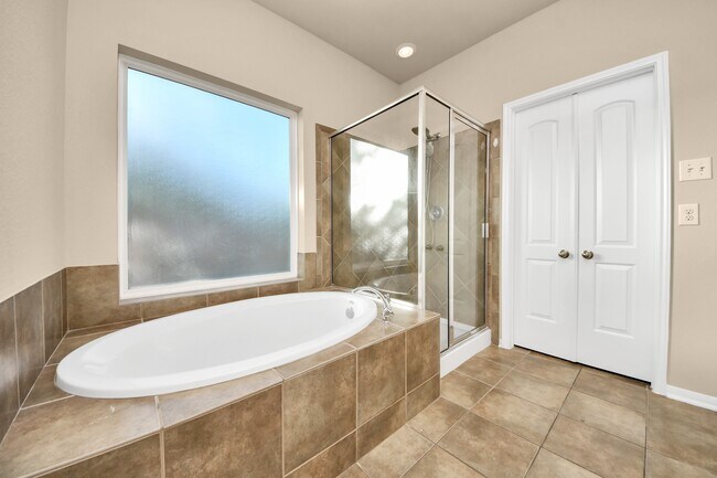 Building Photo - 19003 Piper Hill Ln