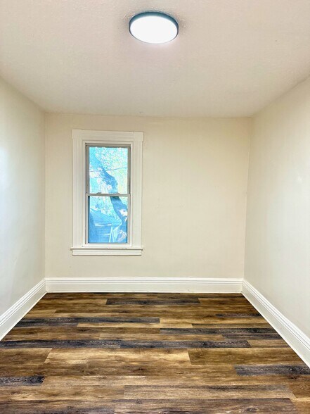 Bedroom 2 - 246-248 Richard St
