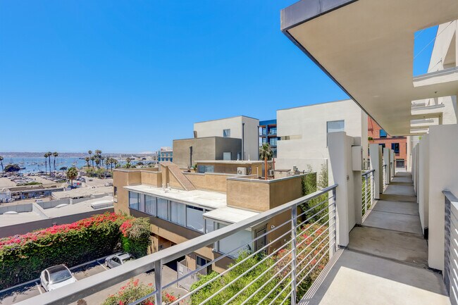 Building Photo - 2064 Kettner Blvd