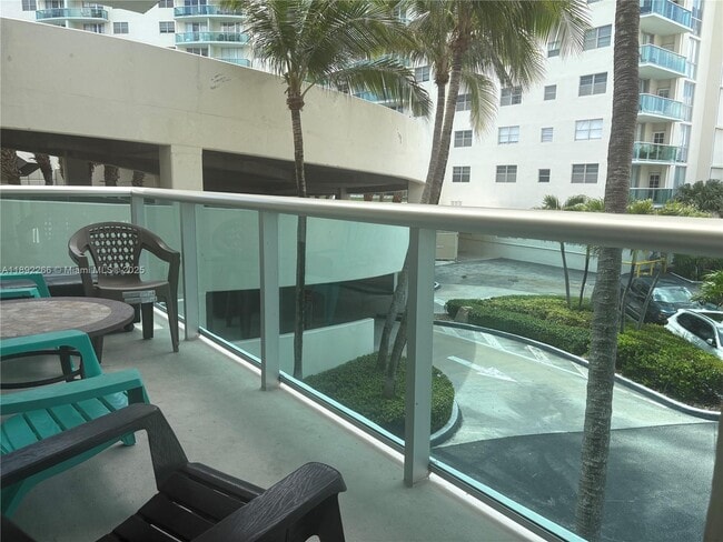 Building Photo - 3801 S Ocean Dr