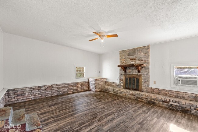 Building Photo - 5834 Hwy 80-