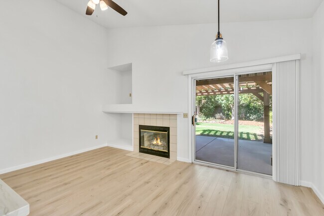 Building Photo - 9332 Caulfield Dr