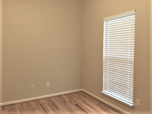 Building Photo - 25 Bellows Falls Drive