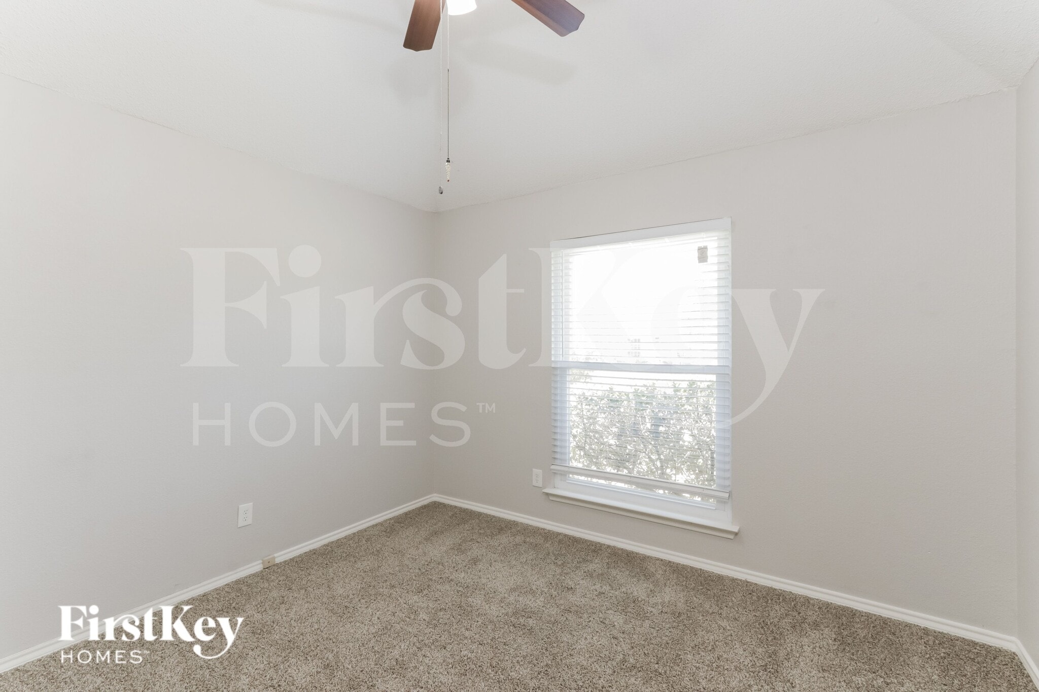 Building Photo - 1027 Sea Shell Dr