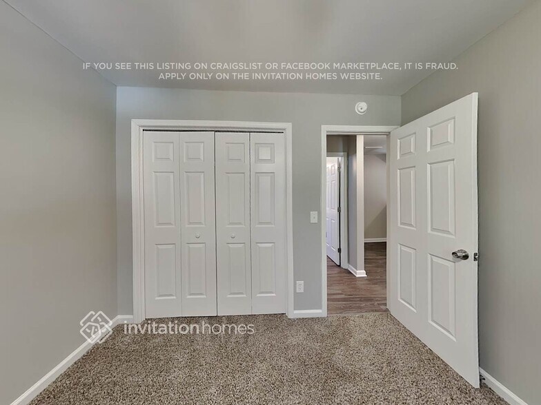 Building Photo - 474 Carlisle Dr