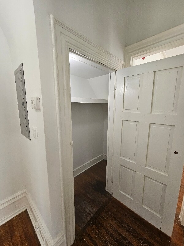 Building Photo - 142 Sumac St