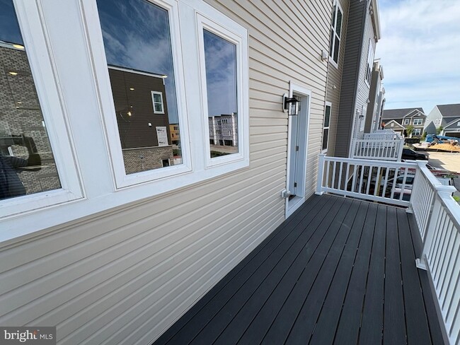 Building Photo - 14495 Leafhopper Dr