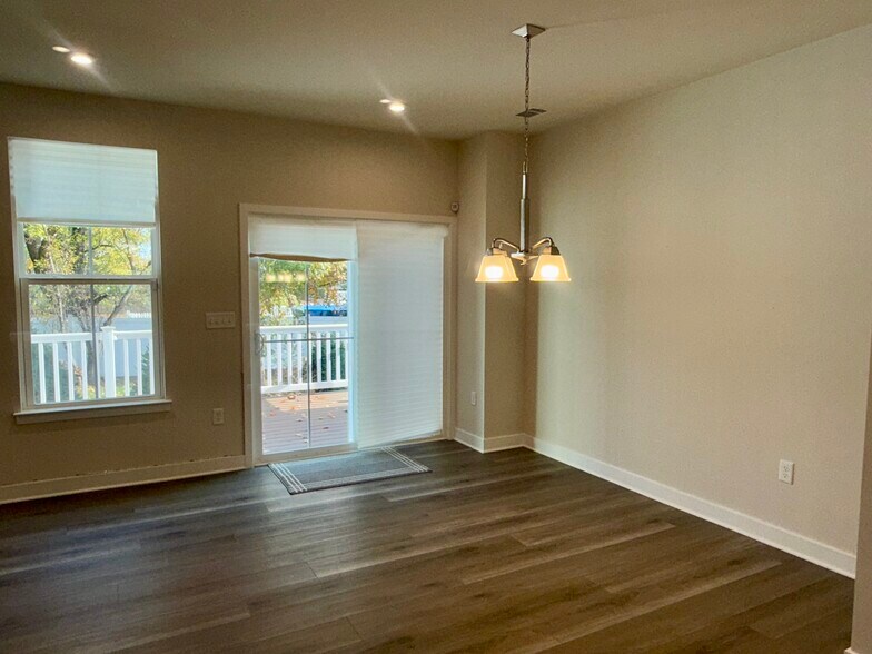 Dining Room - 8 Owen Ct