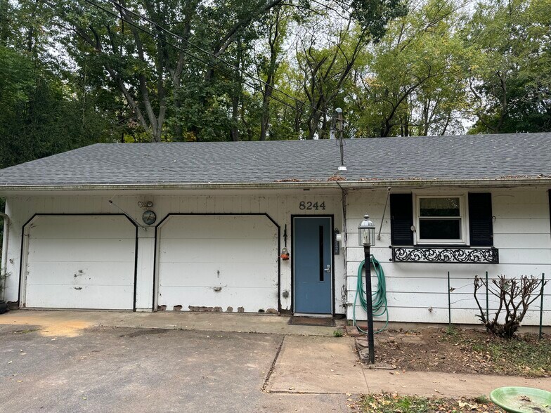 Building Photo - 8244 Lake Street Ext