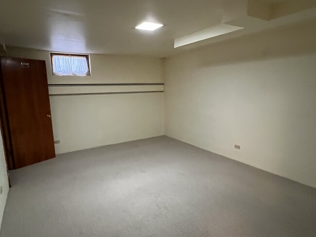 Building Photo - 5463 Rd 107