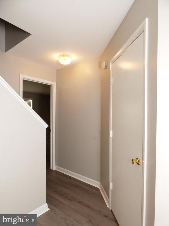 Building Photo - 18024 Singing Pine Cir
