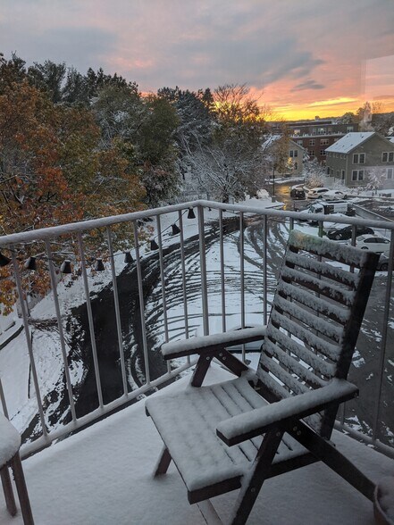 Building Photo - 2456 Massachusetts Ave