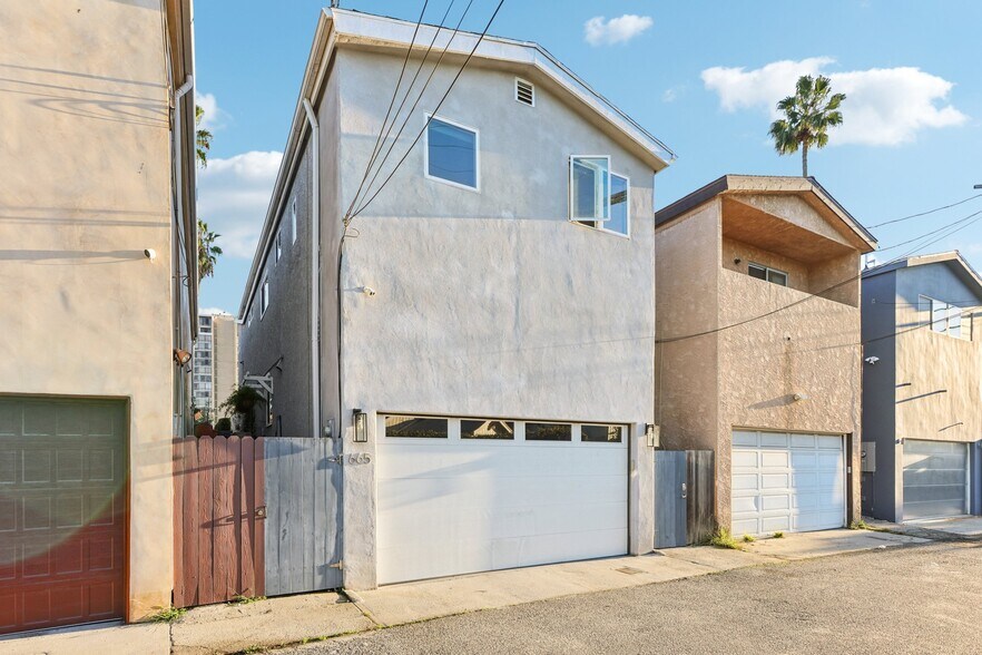 Building Photo - 665 Washington Blvd