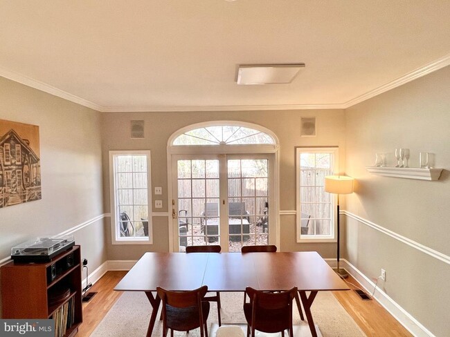 Building Photo - 1507 N Rodney St