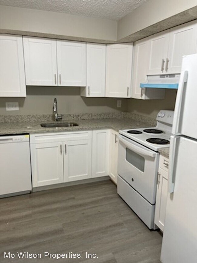 Building Photo - 3 br, 2.5 bath House - 3422 Belfry Lane