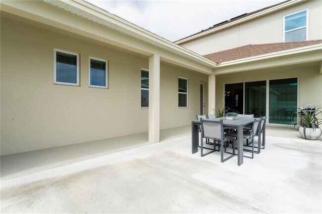 Building Photo - 15602 Sunquat Dr