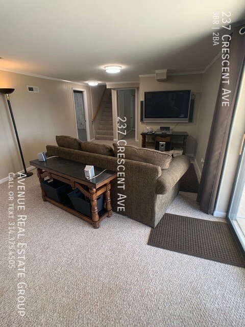 Building Photo - 237 Crescent Ave