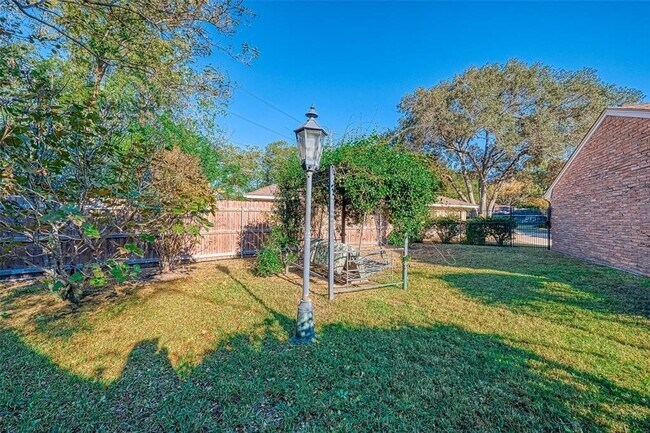 Building Photo - 6543 Kury Ln