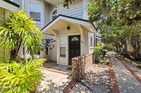 Building Photo - 596 N Nova Rd