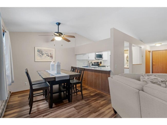 Building Photo - 4151 Boone Ave N