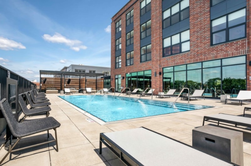 Building Photo - 2477 N Milwaukee Ave