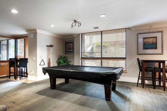 Building Photo - East Village 2 Bedroom at Union Square! 2 Parking Spaces!