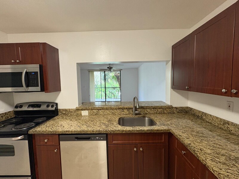 Building Photo - 8400 SW 133rd Avenue Rd