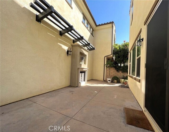 Building Photo - 406 Sevilla Dr