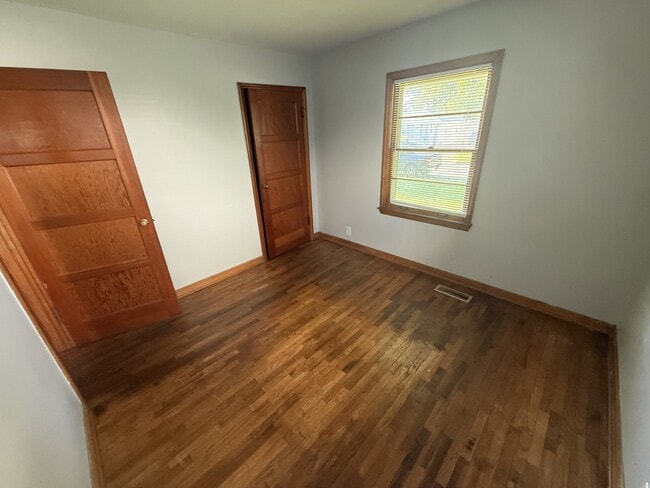 Building Photo - 2913 Taylor Ave