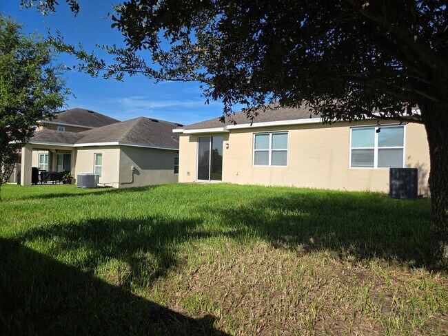 Building Photo - 4/2 in Ardmore Reserve