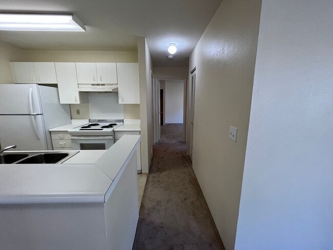 Building Photo - Gardens at Launani (Mililani Tech Park) - A/C, ground floor, 2 bed, 2 bath, 2 parking