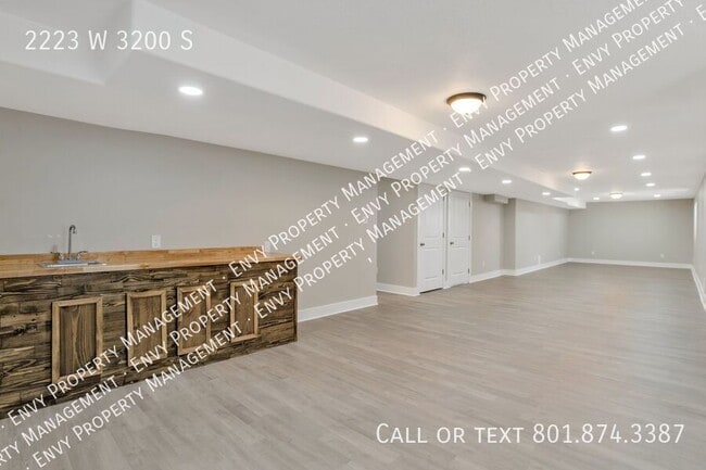 Building Photo - 2223 W 3200 S