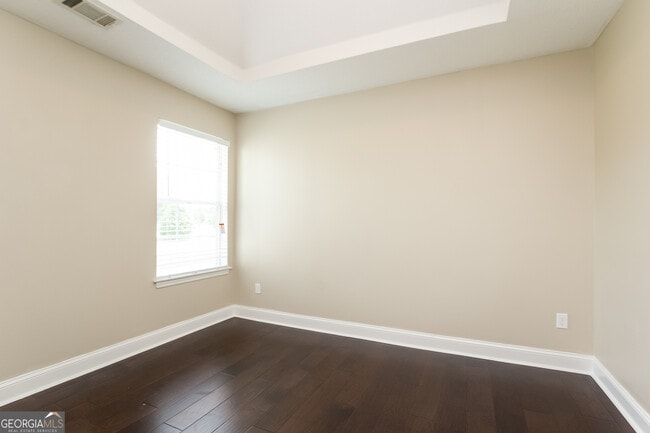 Building Photo - 6123 Lamp Post Pl