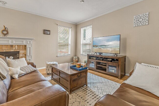 Building Photo - 2719 Rancho Mirage