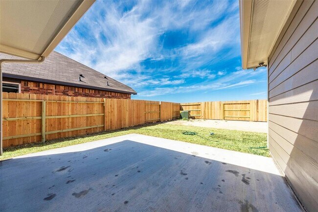 Building Photo - 8224 Tourmaline Wy
