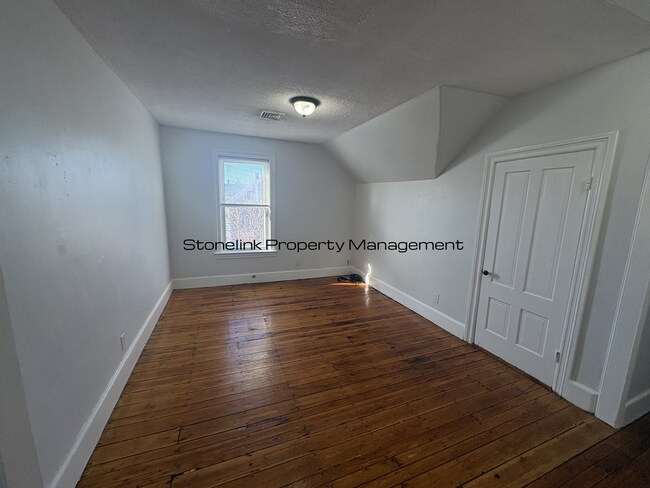 Building Photo - 114-116 Garden Street