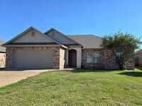 Building Photo - China Spring 4-Bedroom