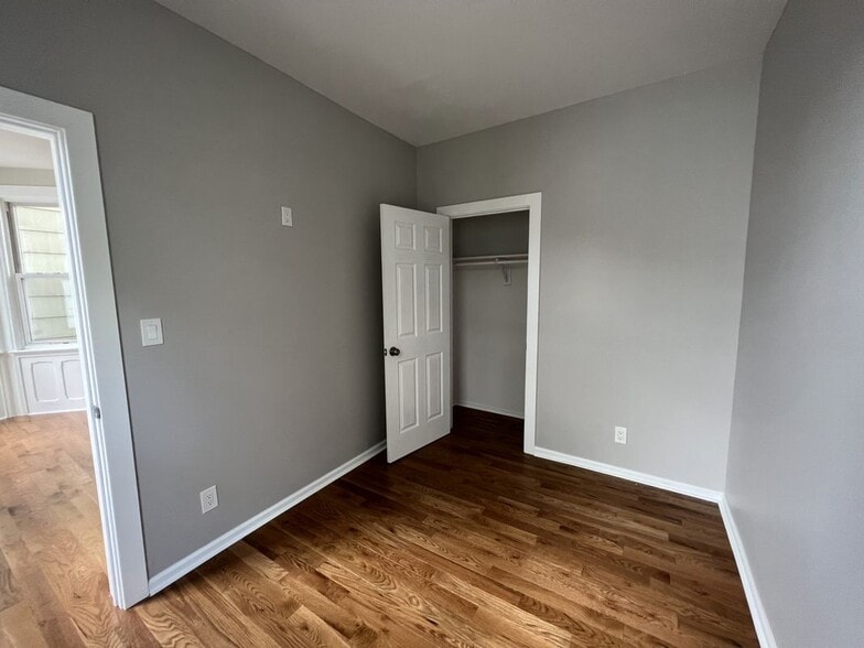 Building Photo - 53 Hawkins St