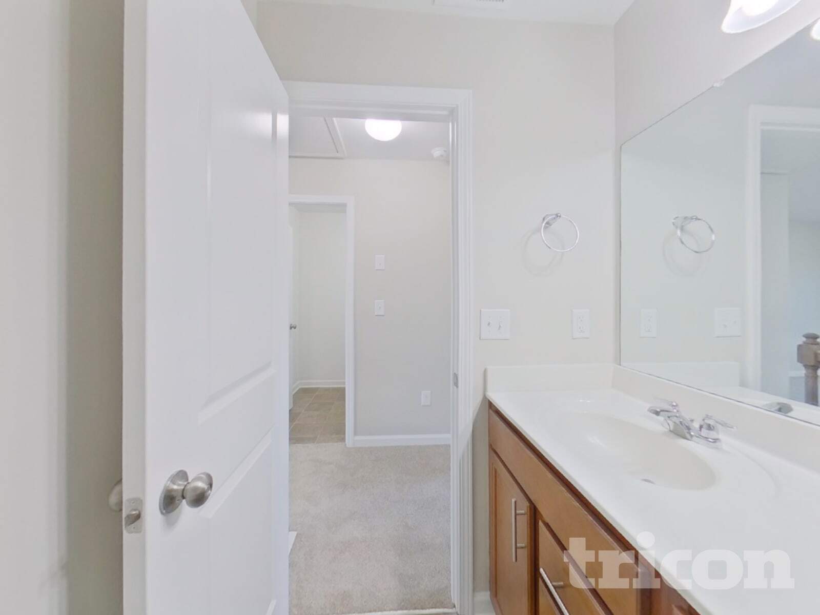Building Photo - 280 Paulownia Cir