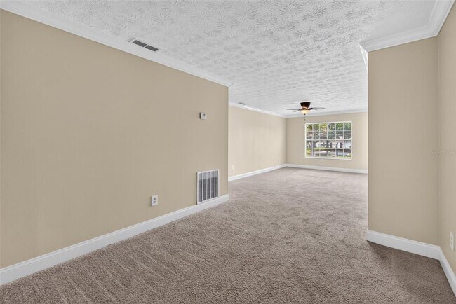 Building Photo - 5301 Hansel Ave