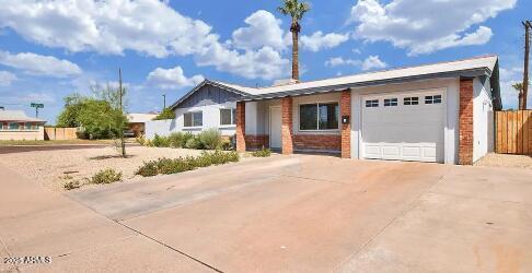 Primary Photo - 6608 E Latham St