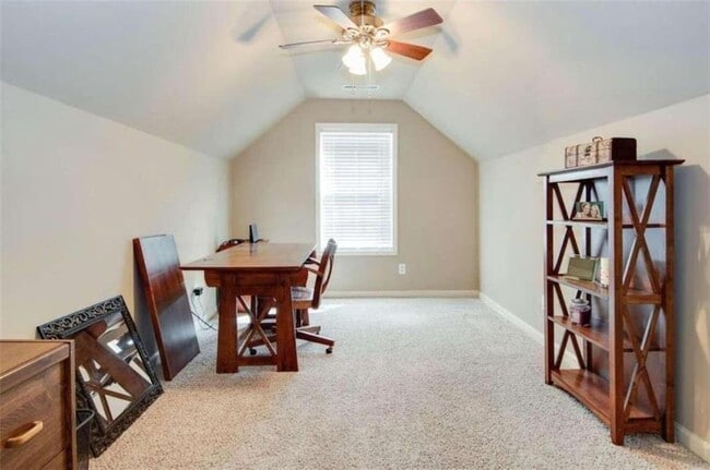 Building Photo - 4217 Brentwood Dr