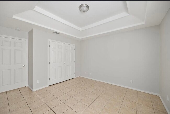 Building Photo - 1224 W Harrison Ave