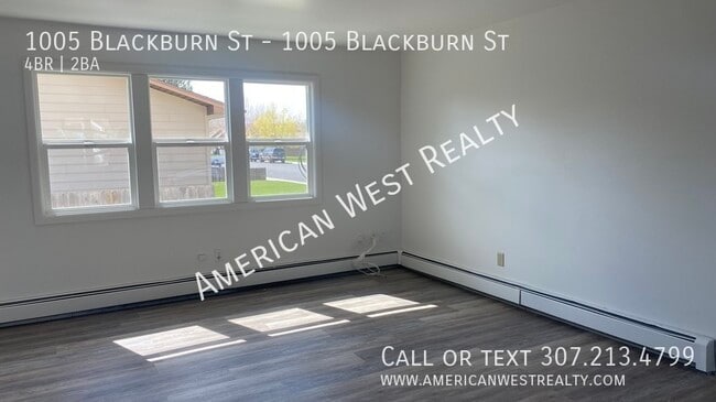 Building Photo - 1005 Blackburn St