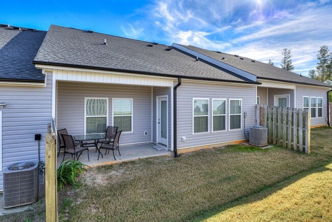 Building Photo - 1103 Clareton Dr
