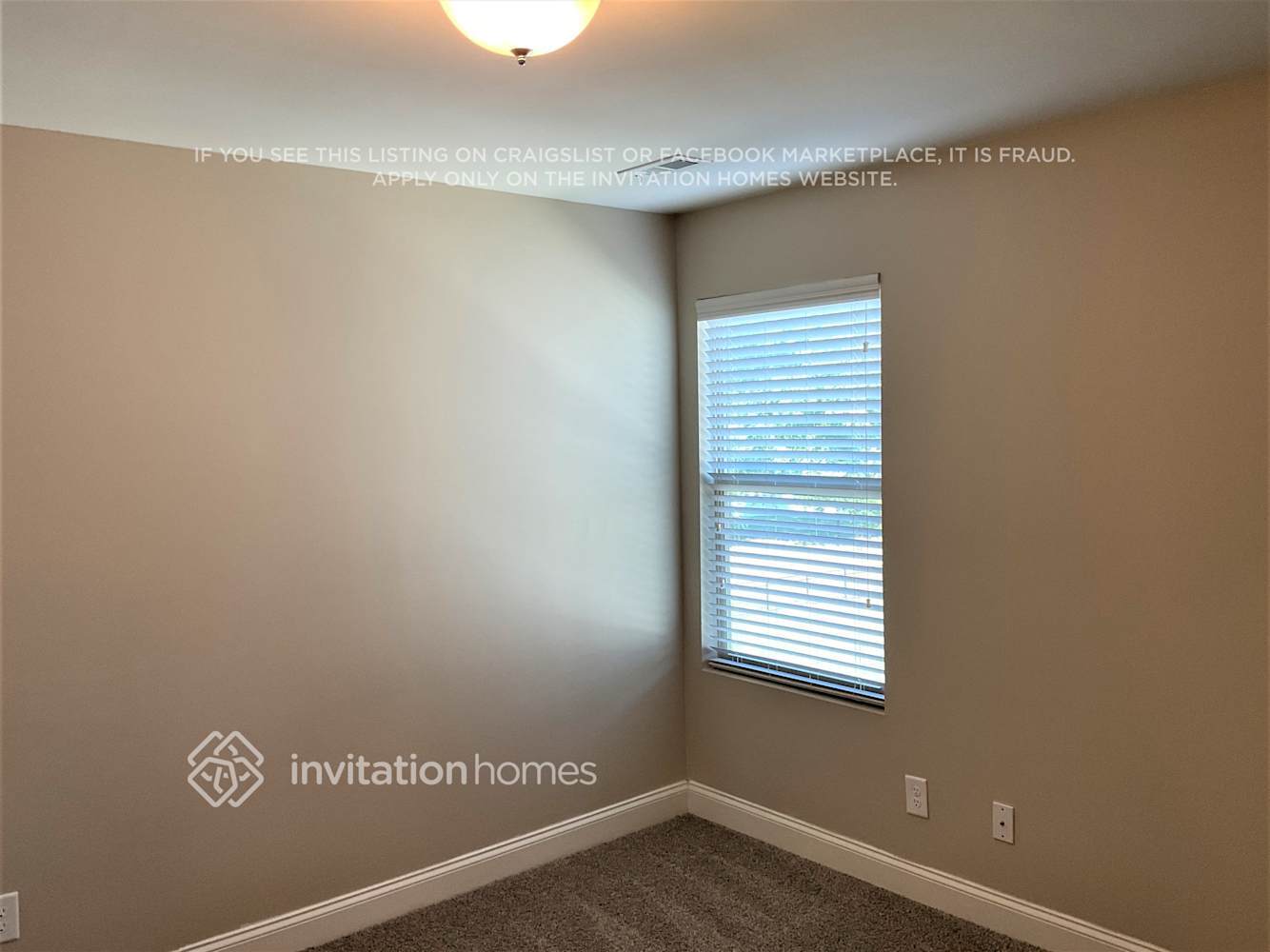 Building Photo - 5381 Roberta Crossing Dr