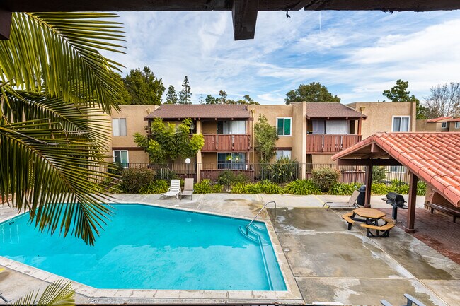 Building Photo - 1000 W MacArthur Blvd