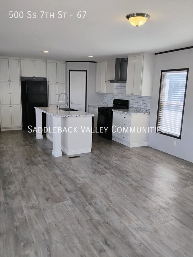 Building Photo - 500 S 7th St