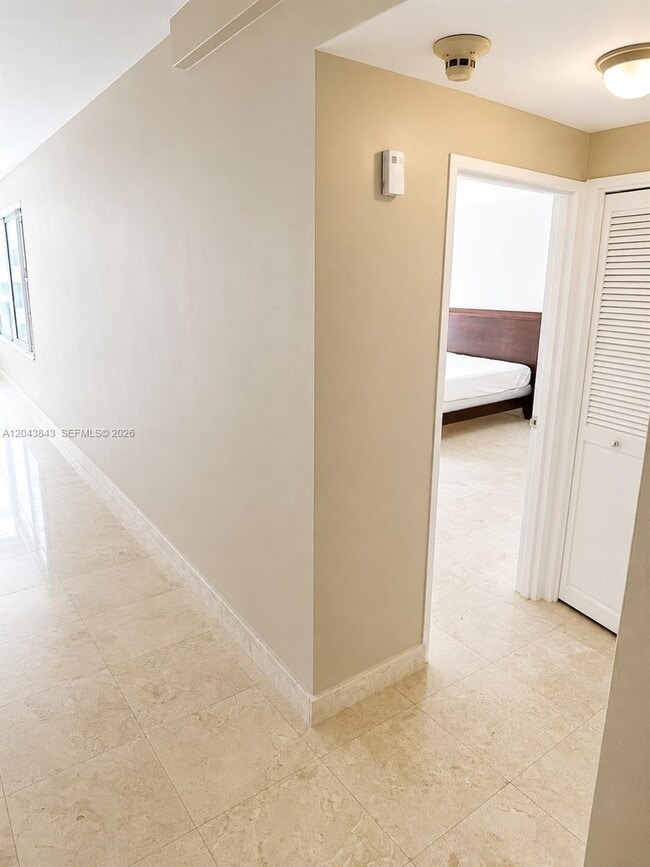 Building Photo - 5255 Collins Ave