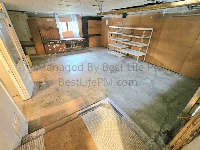 Building Photo - 3040 SE 136th Ave